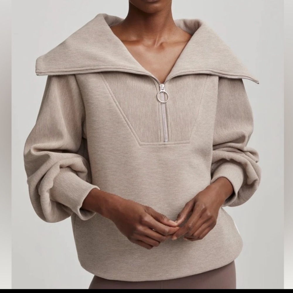 Varley Vine Half-Zip pullover size medium tan brown